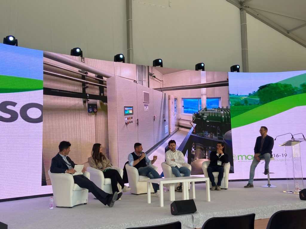 convegno_mag_2023_eviso_relatori-seduti